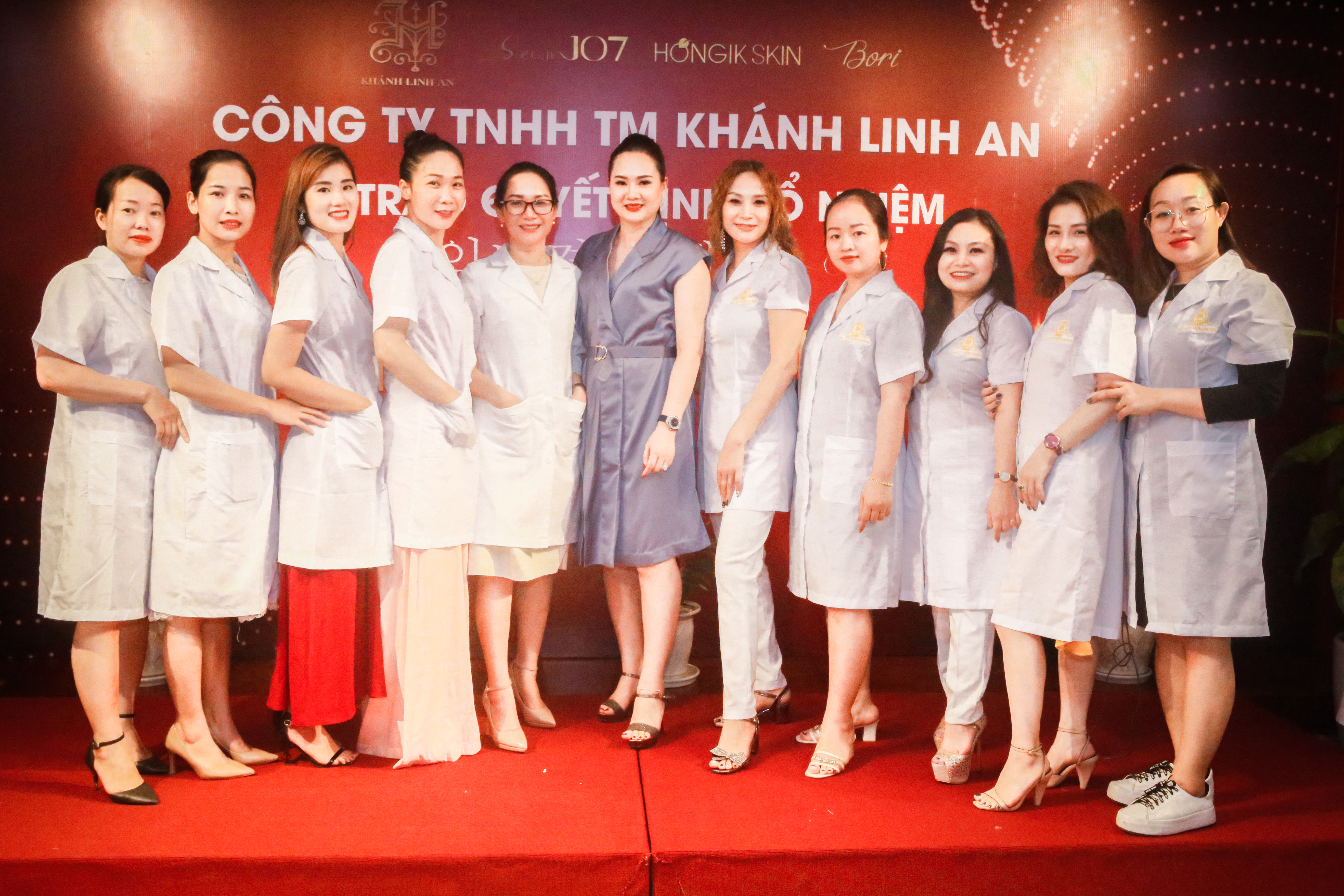 Hơn 100 Thủ Lĩnh của Khánh Linh An Group trên Toàn Quốc hội tụ tại Hải Phòng, Dự Lễ bổ nhiệm Giám Đốc khu vực năm 2020